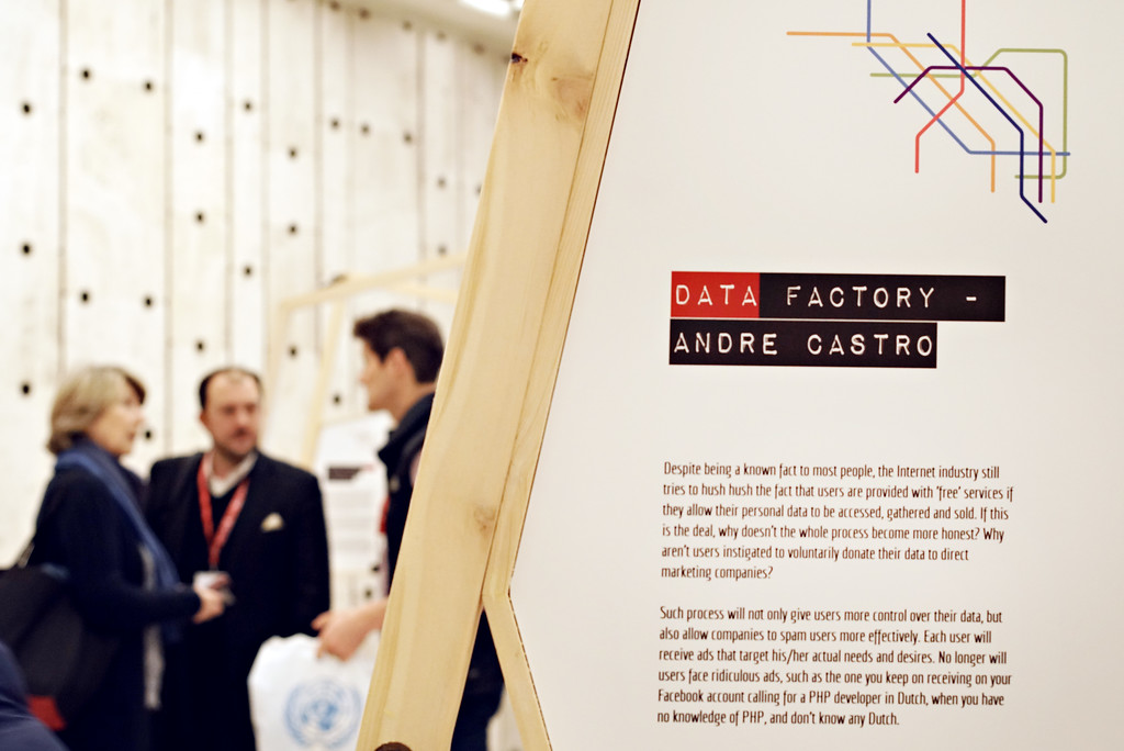 ART@IGF exhibition IGF2017 United Nations Andre Castro - Data Factory
